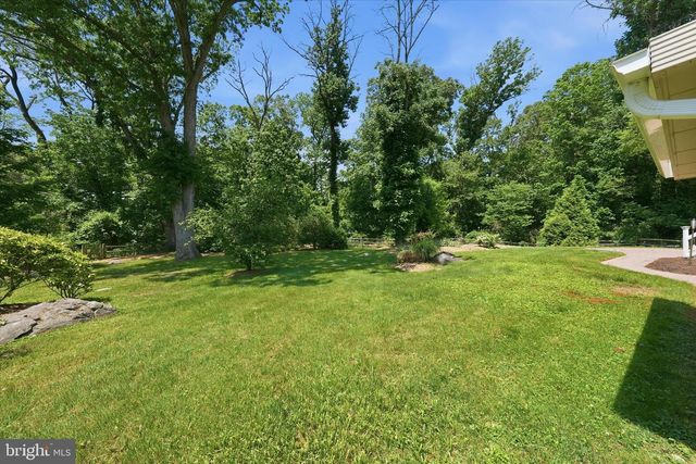 516 RUXTON DR, Wilmington, DE 19809