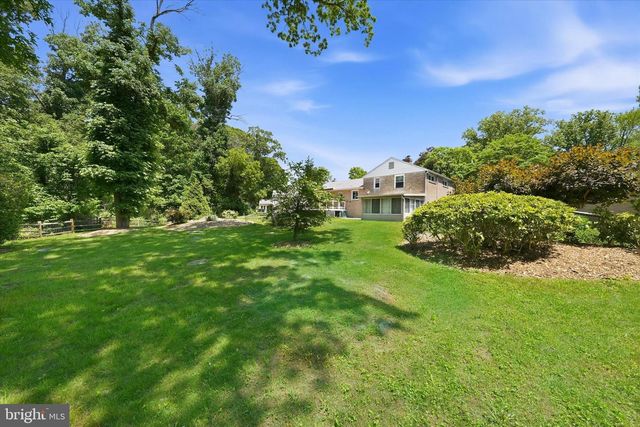 516 RUXTON DR, Wilmington, DE 19809