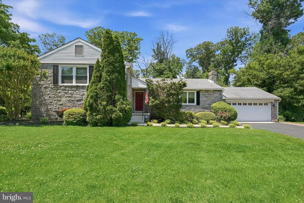 516 RUXTON DR, Wilmington, DE 19809
