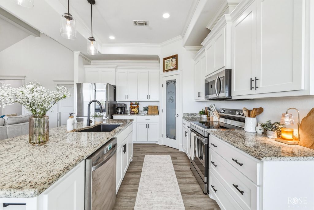 Image 14 of property listing at 4804 Cheetah Run, San Angelo, TX 76901