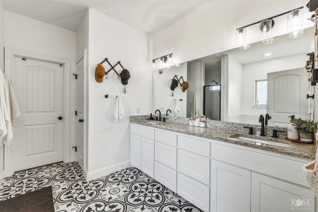 Image 20 of property listing at 4804 Cheetah Run, San Angelo, TX 76901