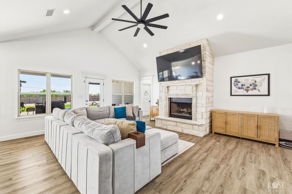 Image 9 of property listing at 4804 Cheetah Run, San Angelo, TX 76901