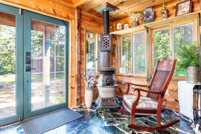 2832 Joyner Hills Lane, Sevierville, TN 37876