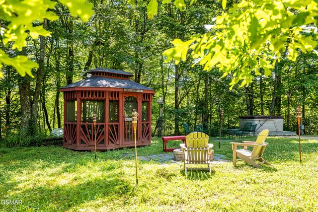2832 Joyner Hills Lane, Sevierville, TN 37876