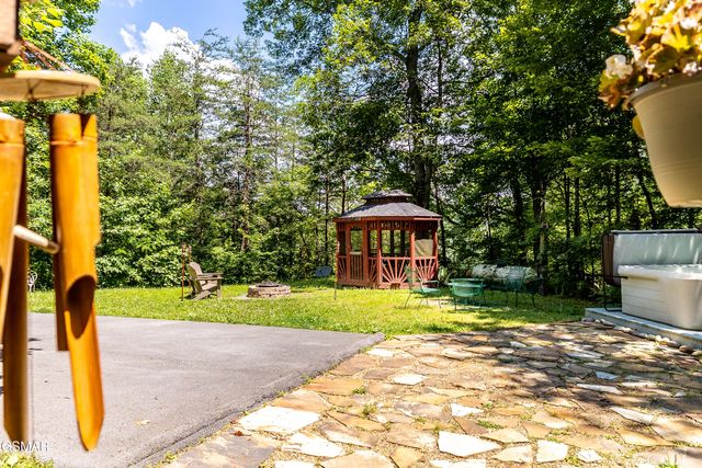 2832 Joyner Hills Lane, Sevierville, TN 37876
