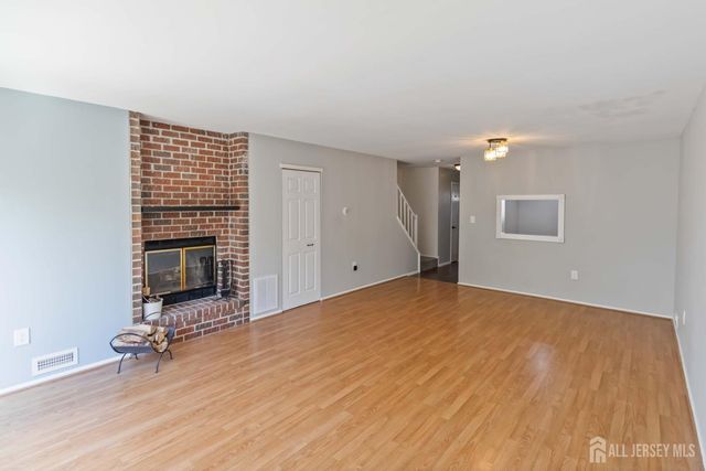 2 Daniel Drive, Franklin, NJ 08823