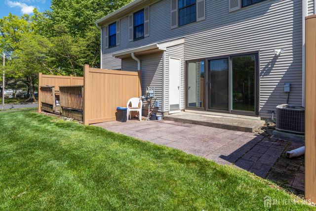 2 Daniel Drive, Franklin, NJ 08823