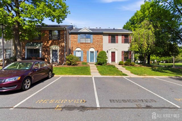 2 Daniel Drive, Franklin, NJ 08823