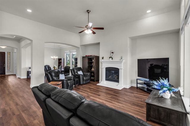 13784 Carmenita Drive, Frisco, TX 75035