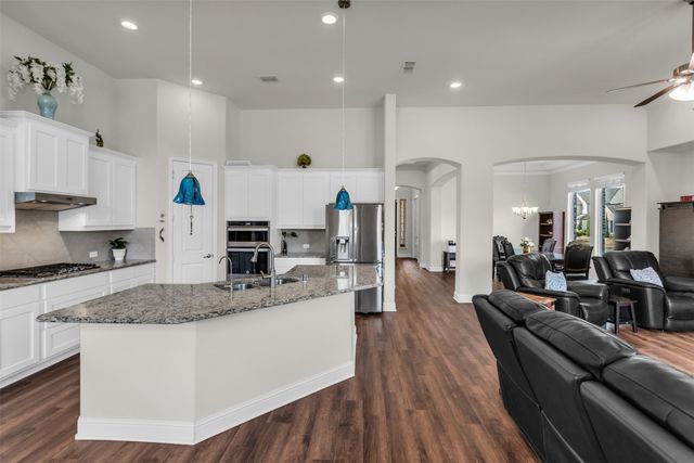 13784 Carmenita Drive, Frisco, TX 75035