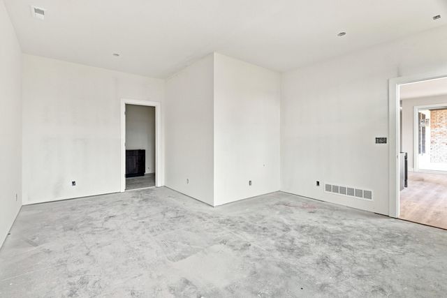 5902 HARLAN CT, Columbia, MO 65201