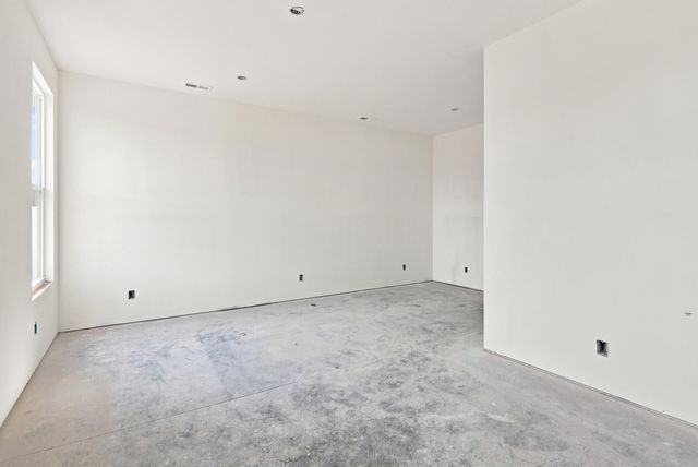 5902 HARLAN CT, Columbia, MO 65201