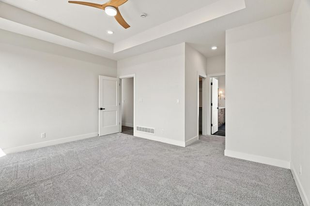 5902 HARLAN CT, Columbia, MO 65201