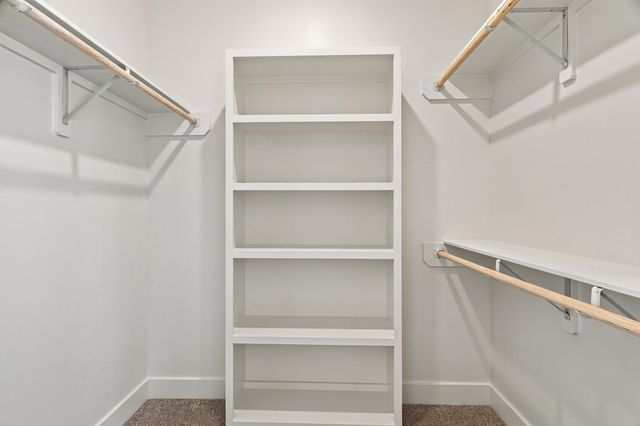 5902 HARLAN CT, Columbia, MO 65201