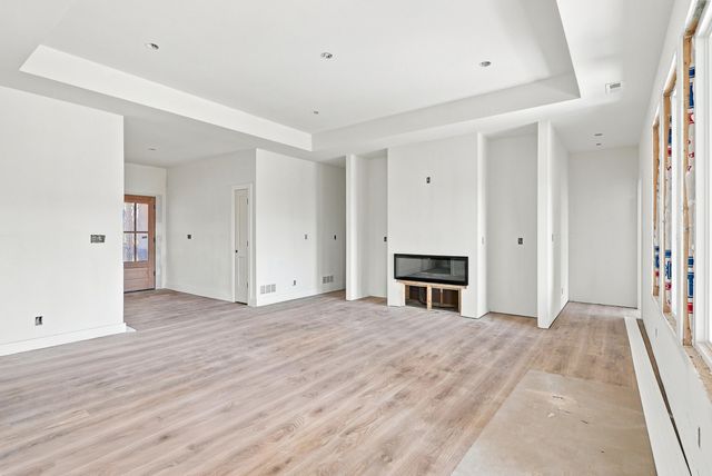 5902 HARLAN CT, Columbia, MO 65201