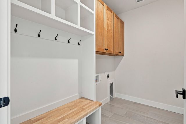 5902 HARLAN CT, Columbia, MO 65201