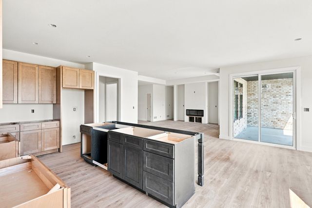 5902 HARLAN CT, Columbia, MO 65201