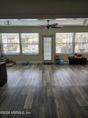 4 CHIPPEWAY Court, Palm Coast, FL 32137
