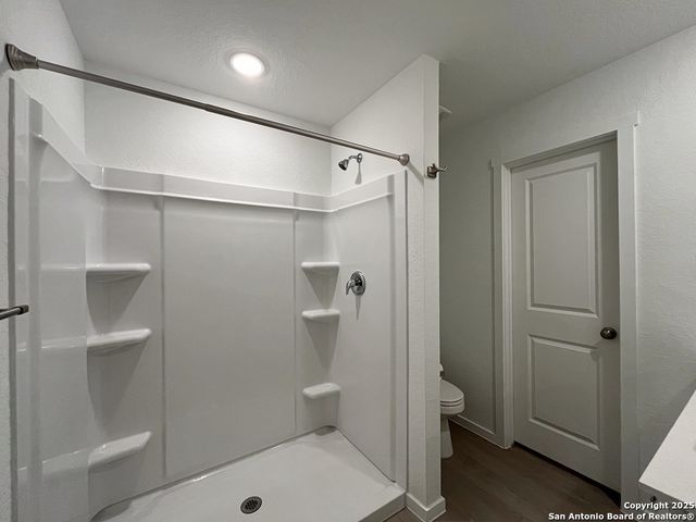 534 CHEVRE RD, New Braunfels, TX 78130