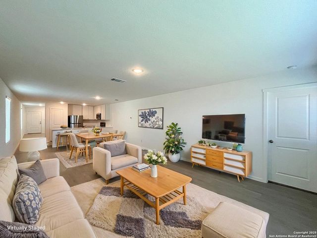 534 CHEVRE RD, New Braunfels, TX 78130