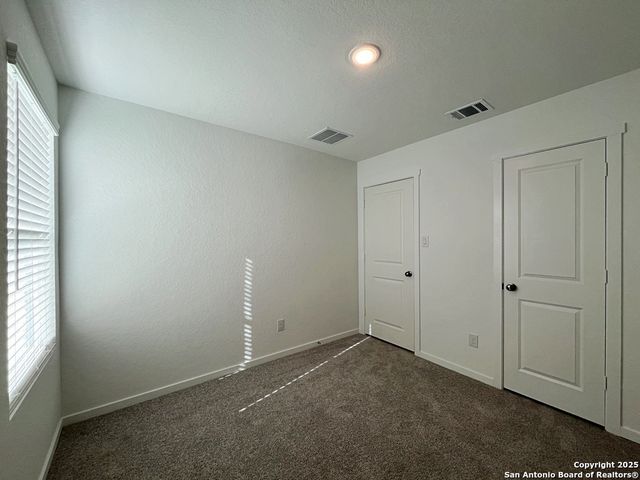 534 CHEVRE RD, New Braunfels, TX 78130