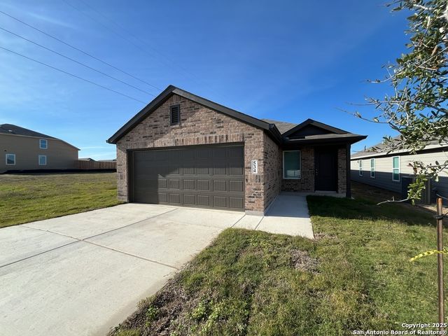 534 CHEVRE RD, New Braunfels, TX 78130
