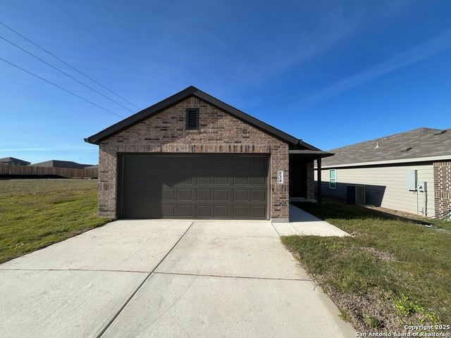 534 CHEVRE RD, New Braunfels, TX 78130