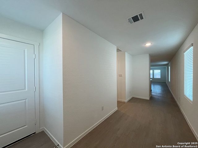 534 CHEVRE RD, New Braunfels, TX 78130