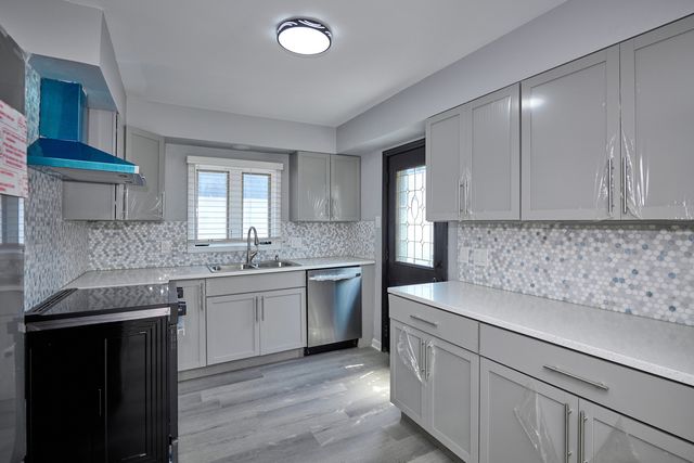 257 N Grace Street, Lombard, IL 60148