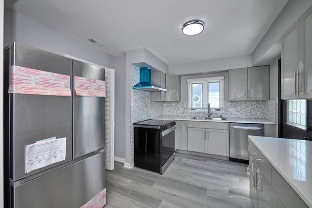 257 N Grace Street, Lombard, IL 60148