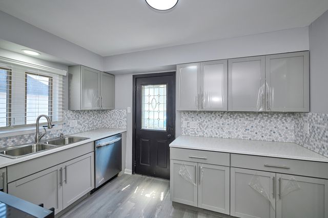 257 N Grace Street, Lombard, IL 60148