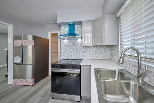 257 N Grace Street, Lombard, IL 60148