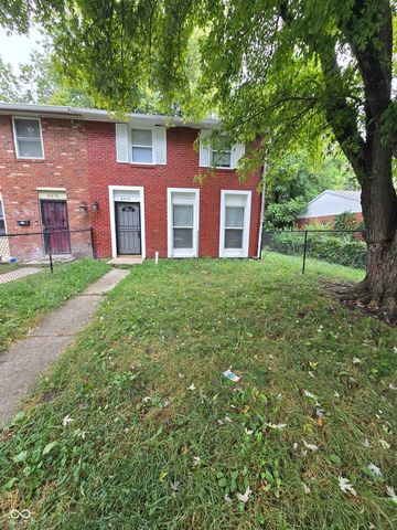 8416 Meadowlark Drive, Indianapolis, IN 46226