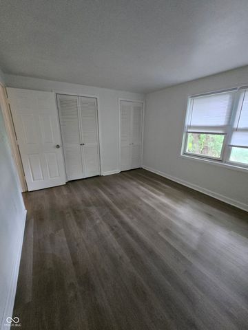 8416 Meadowlark Drive, Indianapolis, IN 46226