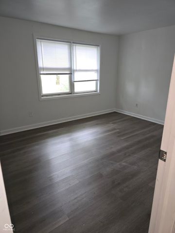 8416 Meadowlark Drive, Indianapolis, IN 46226