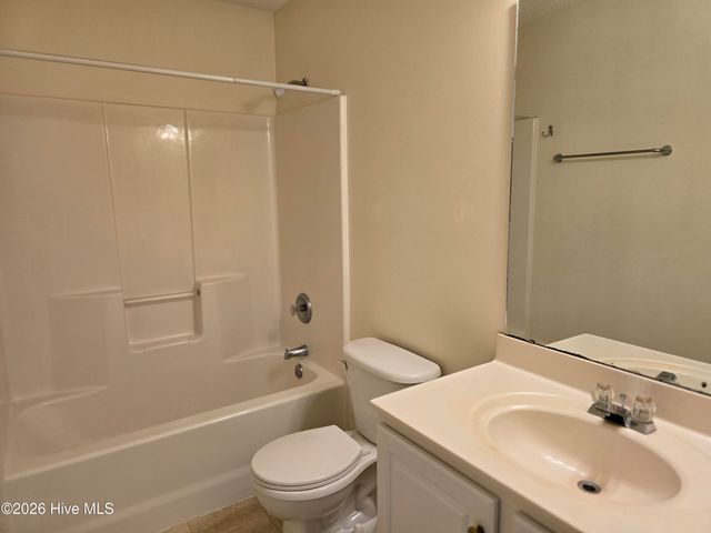 1200 Saint Charles Circle, Greenville, NC 27834