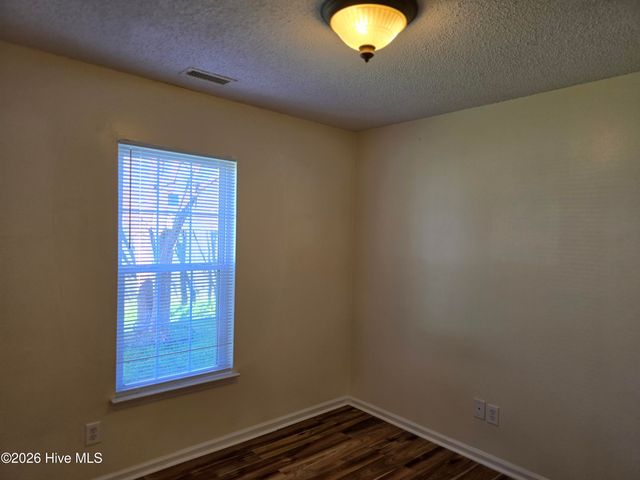 1200 Saint Charles Circle, Greenville, NC 27834