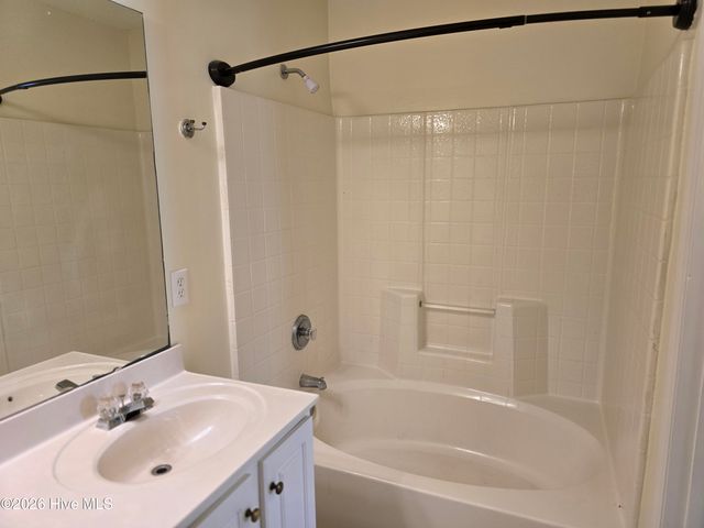 1200 Saint Charles Circle, Greenville, NC 27834