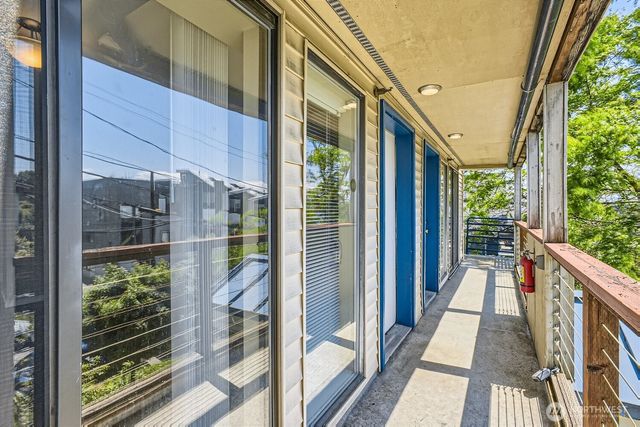 2312 E Denny Way, Seattle, WA 98122