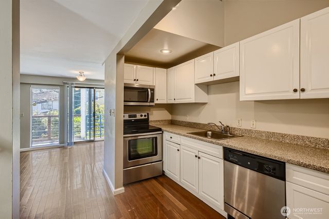 2312 E Denny Way, Seattle, WA 98122
