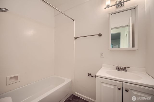 2312 E Denny Way, Seattle, WA 98122