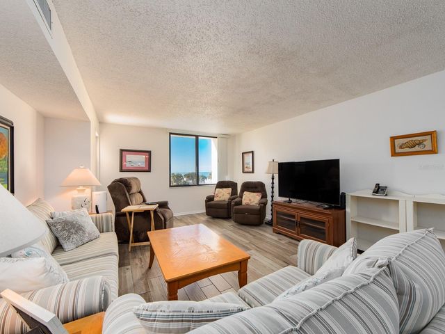 1460 GULF BOULEVARD 312, Clearwater Beach, FL 33767