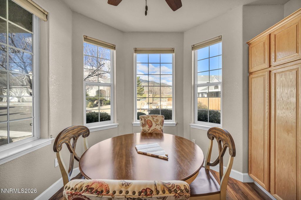 Image 31 of property listing at 2553 Chardonnay Drive, Carson City, NV 89703