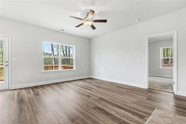 626 Walnut Creek Parkway, Pendergrass, GA 30567