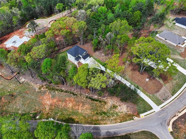 626 Walnut Creek Parkway, Pendergrass, GA 30567