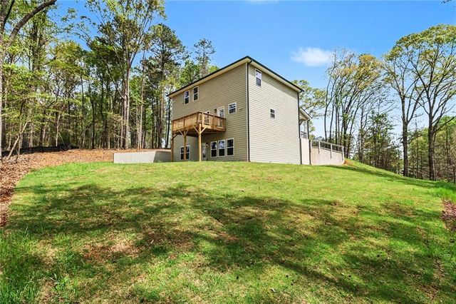 626 Walnut Creek Parkway, Pendergrass, GA 30567