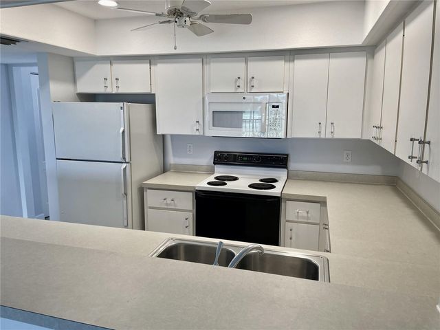 1335 SAXONY CIRCLE 322, Punta Gorda, FL 33983