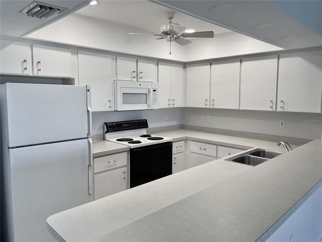 1335 SAXONY CIRCLE 322, Punta Gorda, FL 33983