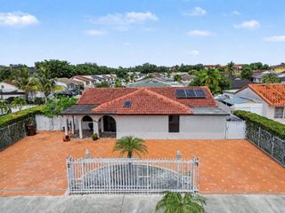7961 W 6th Avenue, Hialeah, FL 33014