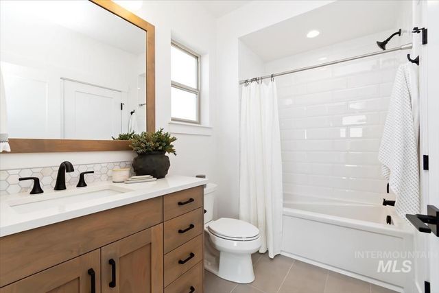 2169 E Blakehurst St., Kuna, ID 83634